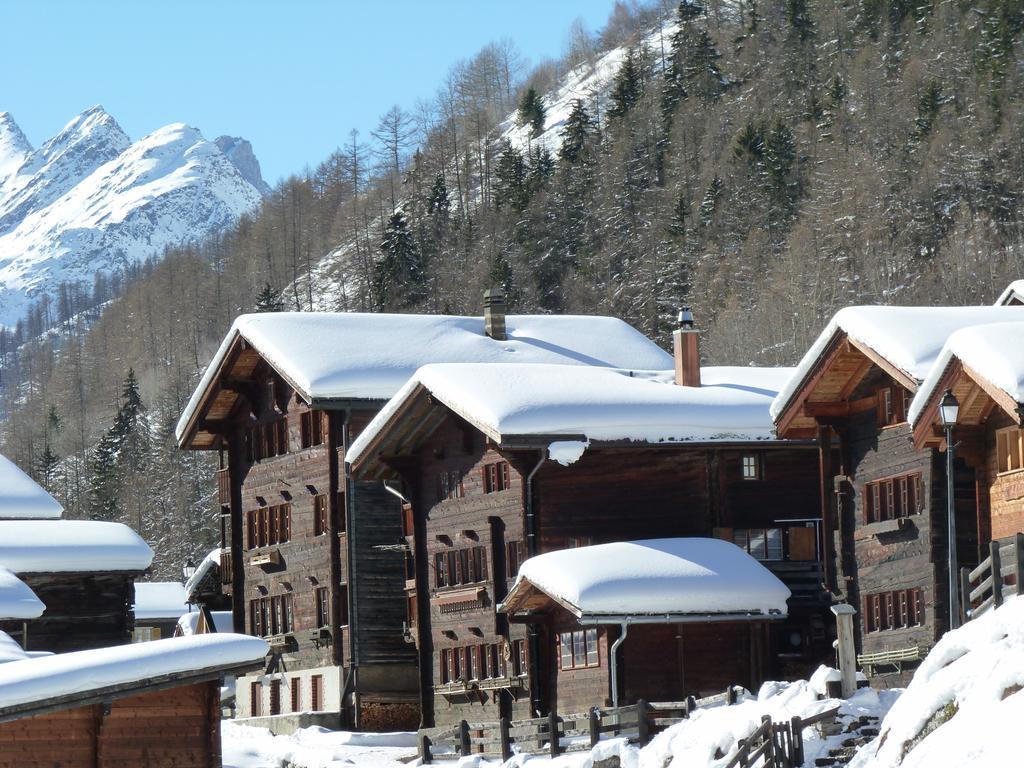 Chalet Des Alpes - Sunset View - كرانز مونتانا المظهر الخارجي الصورة